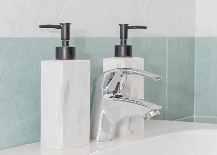 Διαμέρισμα Frabosa Relax Garden- Pvt Parking -10 Min Station *